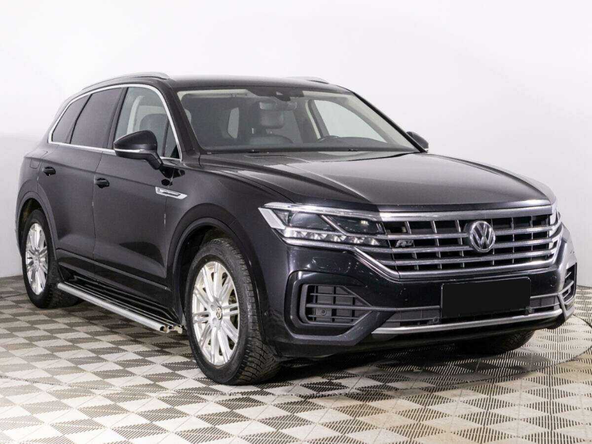 Volkswagen Touareg 2018 года с пробегом. Фото: #2