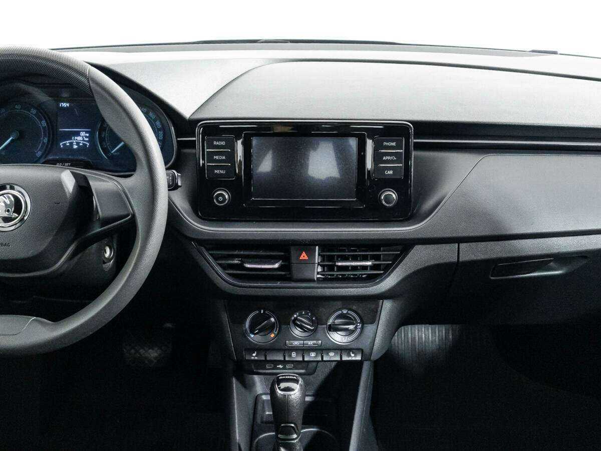 Б/У Шкода Рапид 2021 года. Фото: #13