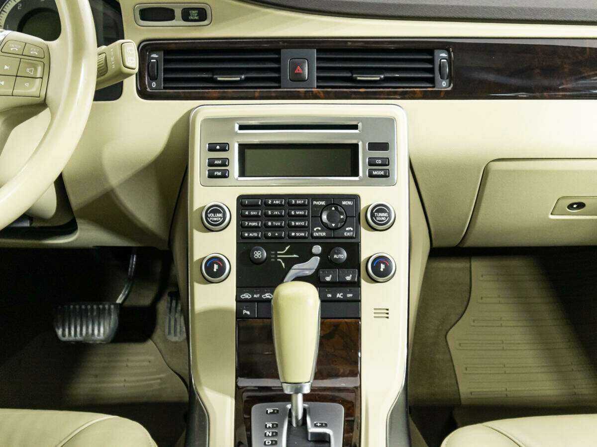 Volvo XC70 2010 года с пробегом. Фото: #13