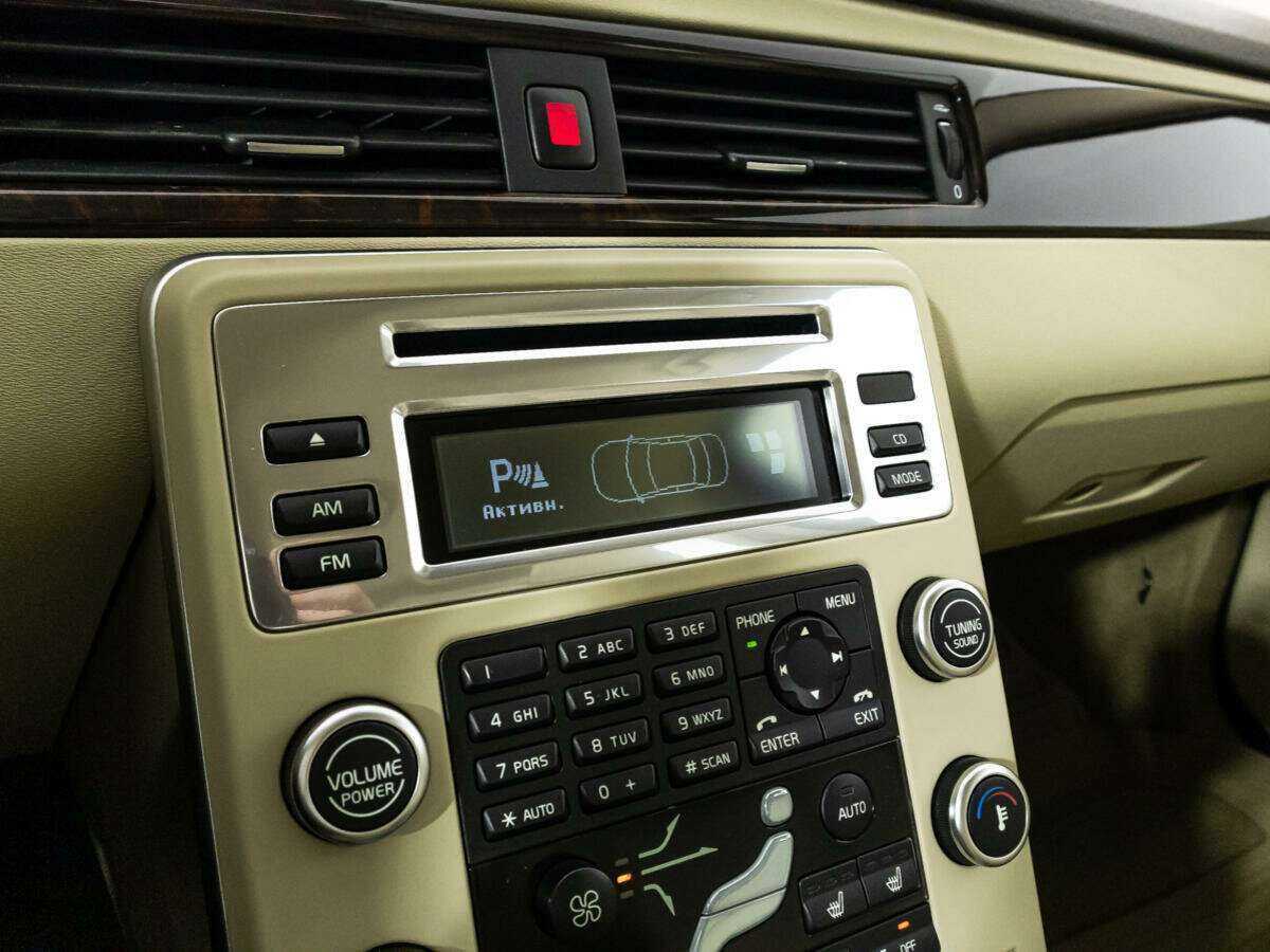 Volvo XC70 2010 года с пробегом. Фото: #16