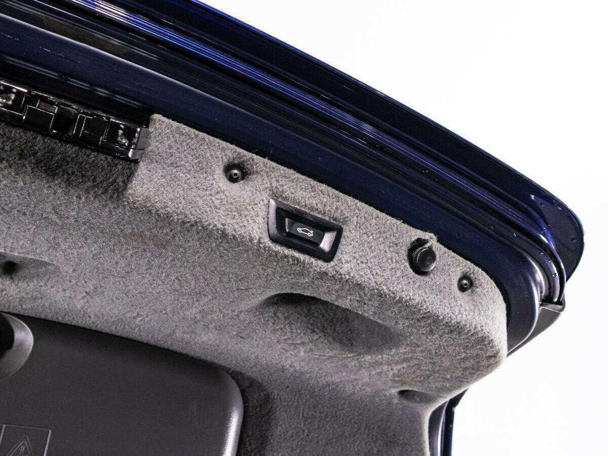 BMW 7 серии 2011 года с пробегом. Фото: #14