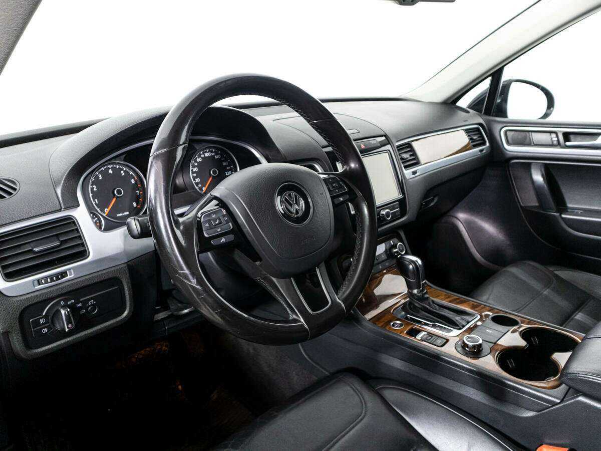 Volkswagen Touareg 2010 года с пробегом. Фото: #10