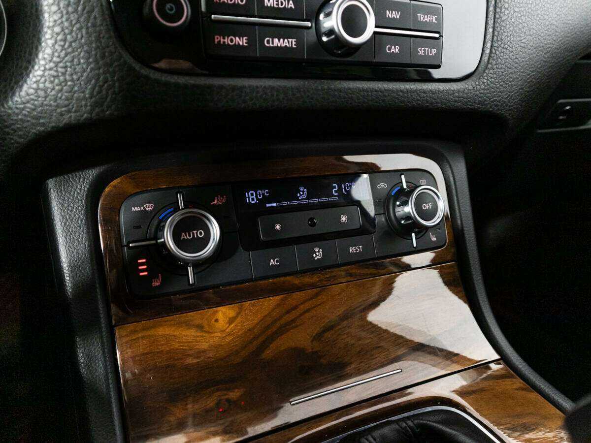 Volkswagen Touareg 2010 года с пробегом. Фото: #15