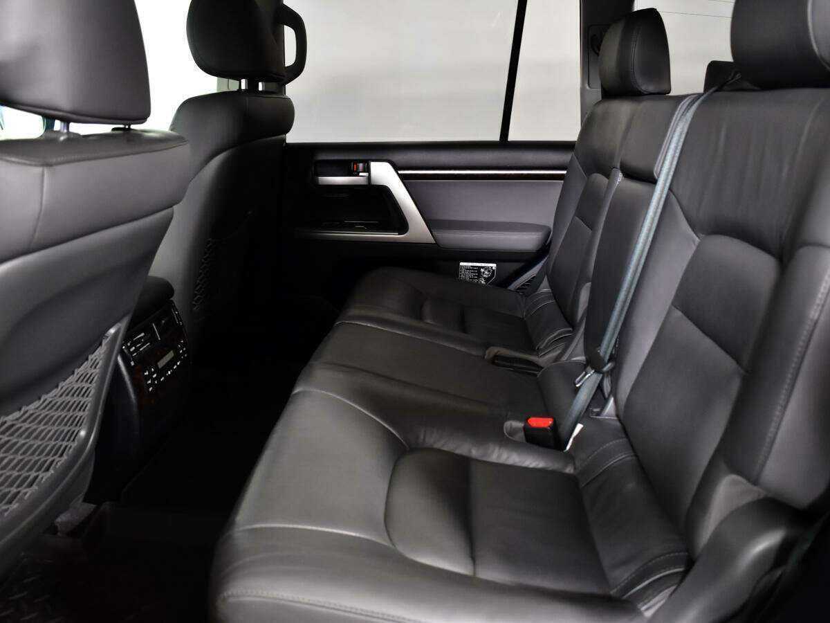 Toyota Land Cruiser 2010 года с пробегом. Фото: #8