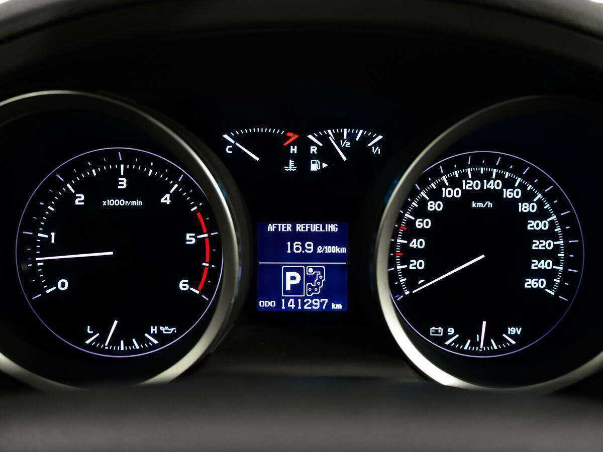 Toyota Land Cruiser 2010 года с пробегом. Фото: #9