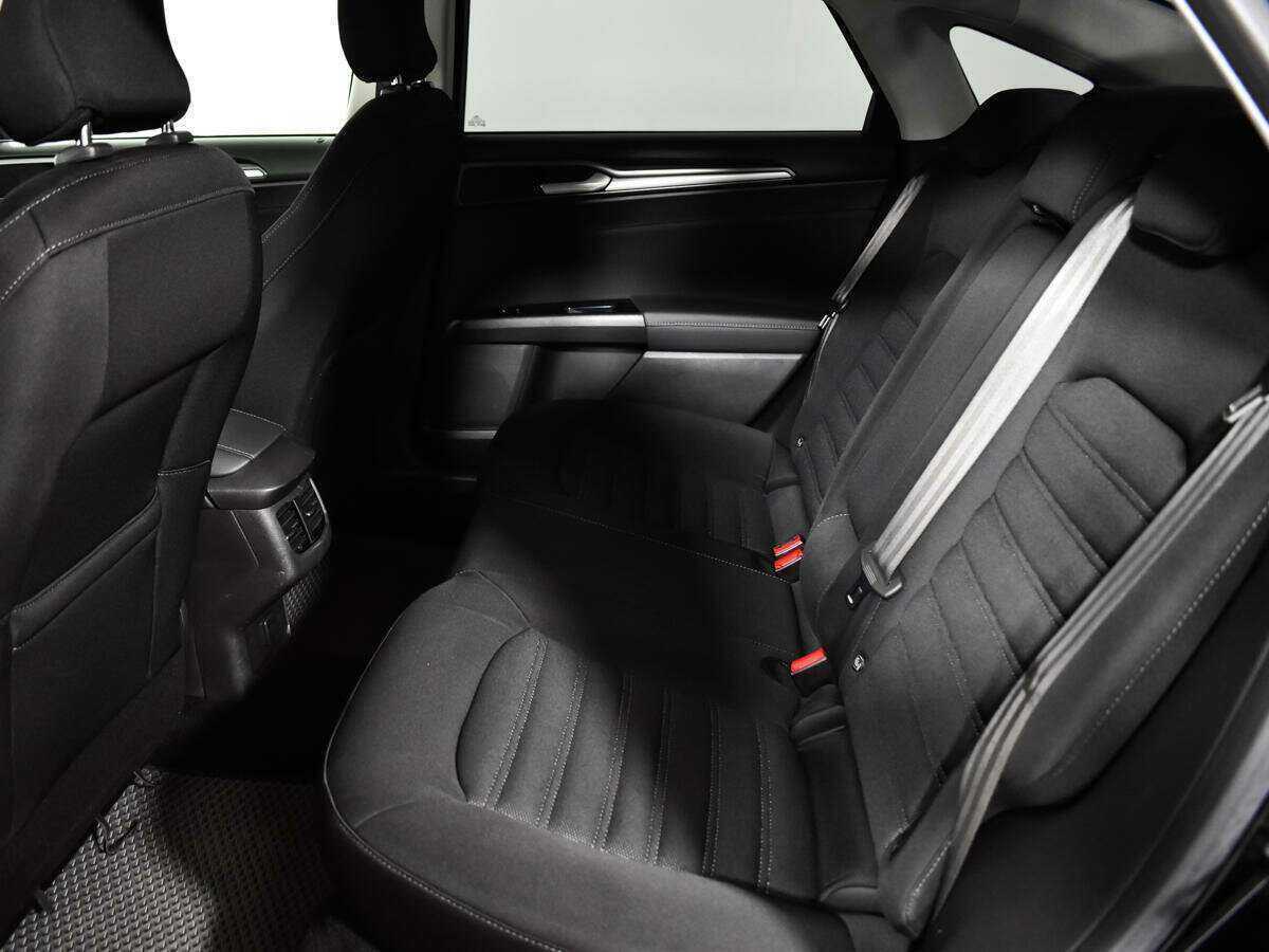 Ford Mondeo 2019 года с пробегом. Фото: #9