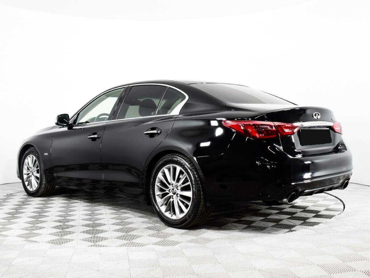 Infiniti Q50 2018 года с пробегом. Фото: #6