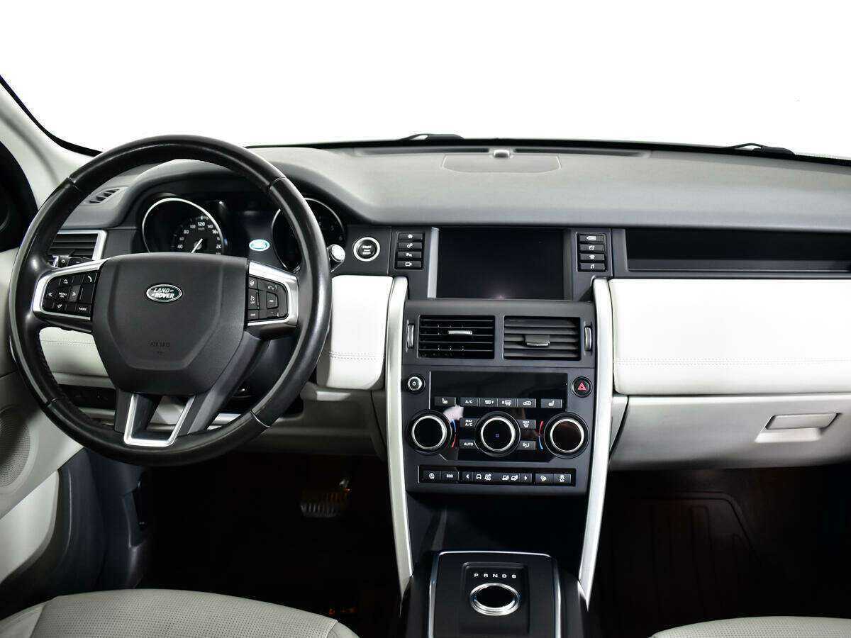 Land Rover Discovery Sport 2017 года с пробегом. Фото: #9