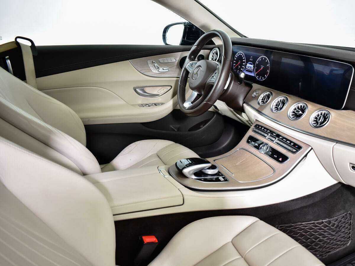 Mercedes-Benz E-Класс 2017 года с пробегом. Фото: #7