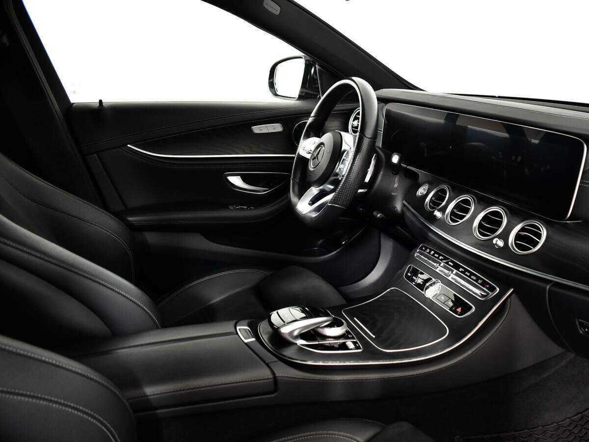 Mercedes-Benz E-Класс 2019 года с пробегом. Фото: #8