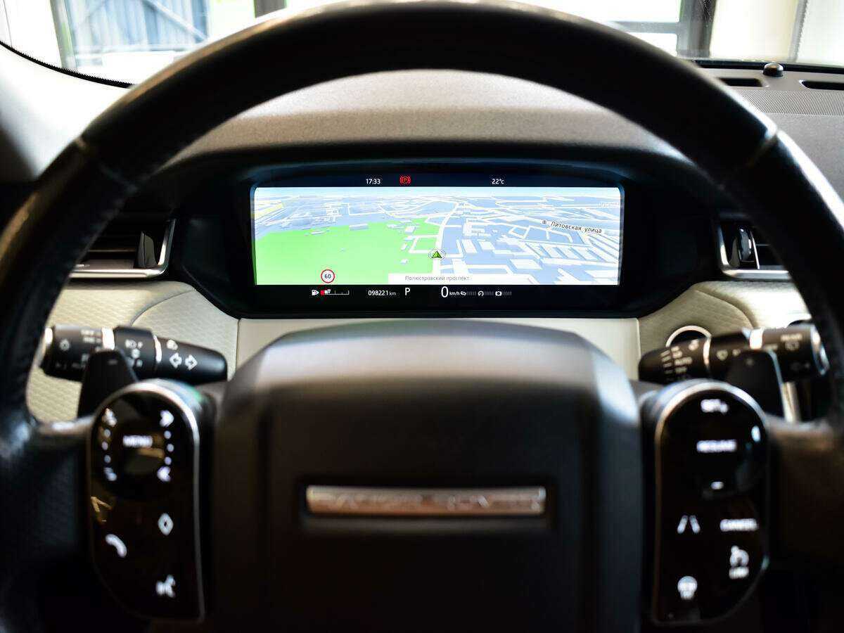 Land Rover Range Rover Velar 2017 года с пробегом. Фото: #9