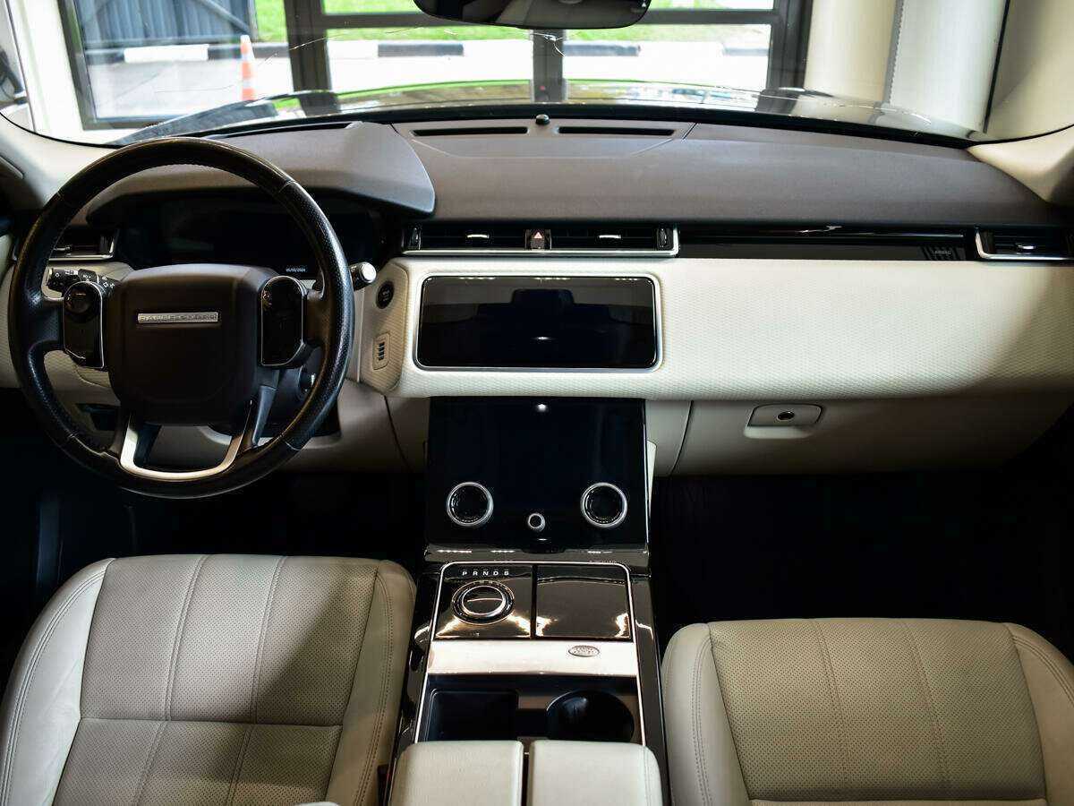 Land Rover Range Rover Velar 2017 года с пробегом. Фото: #10