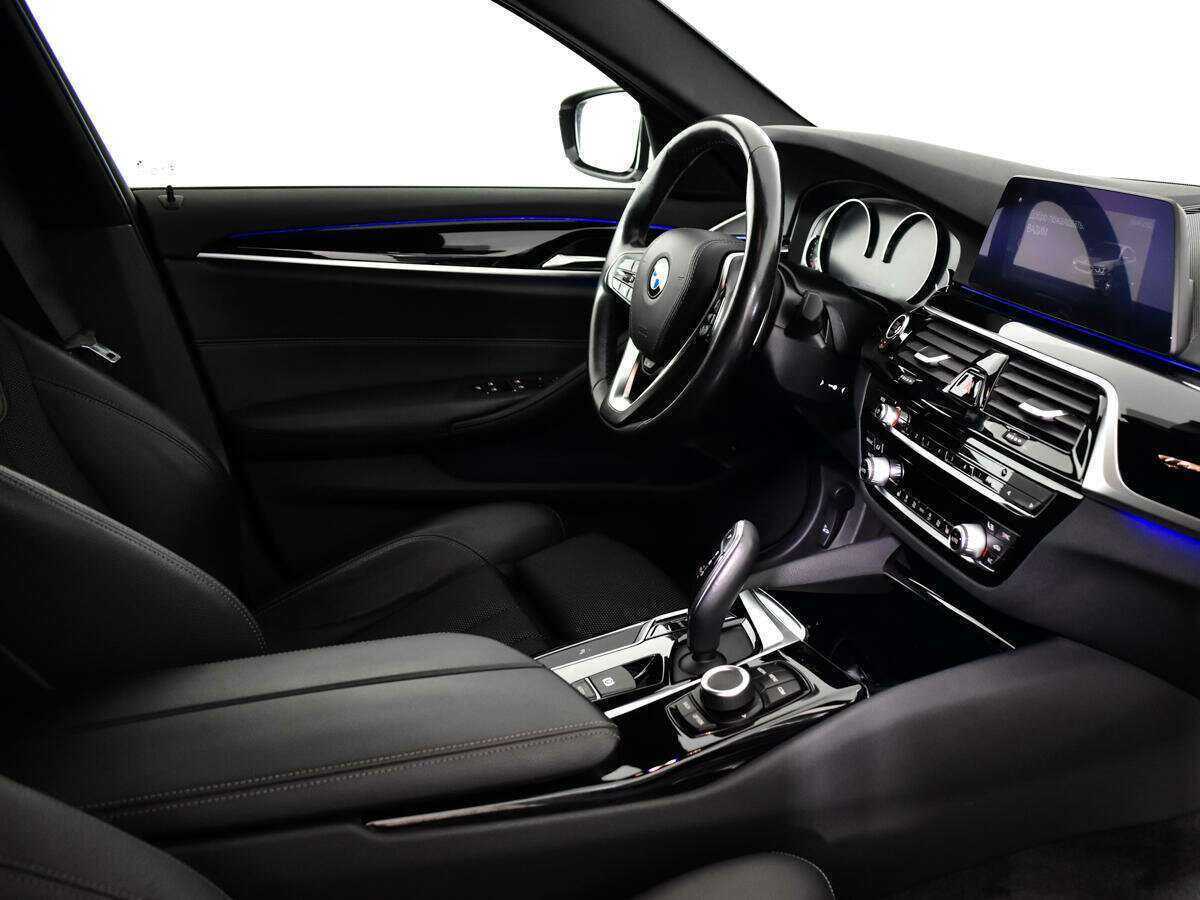 BMW 5 серии 2020 года с пробегом. Фото: #6