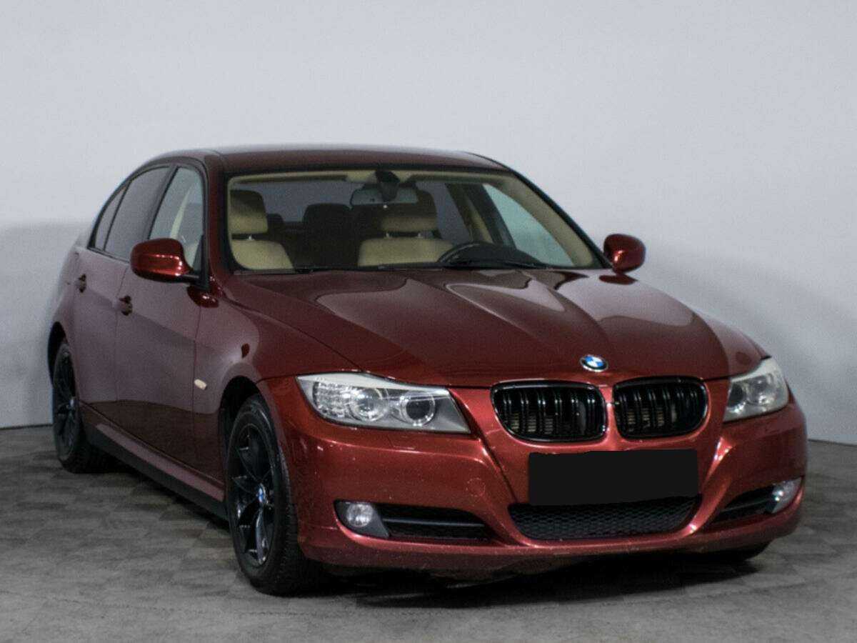 BMW 3 серии 2011 года с пробегом. Фото: #2