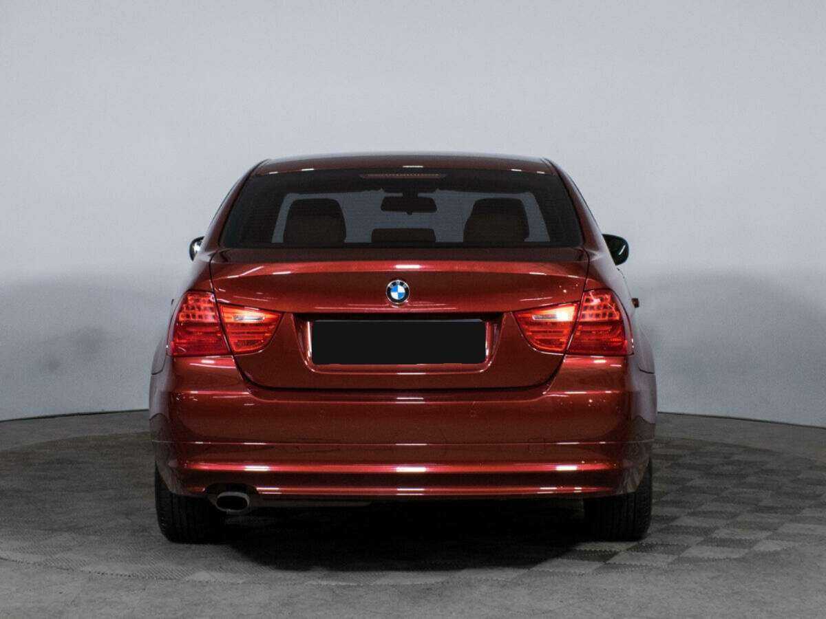 BMW 3 серии 2011 года с пробегом. Фото: #5