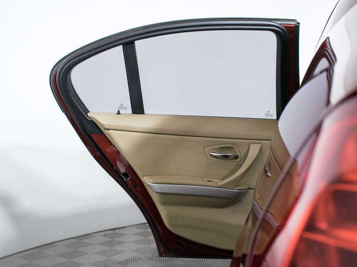 BMW 3 серии 2011 года с пробегом. Фото: #14