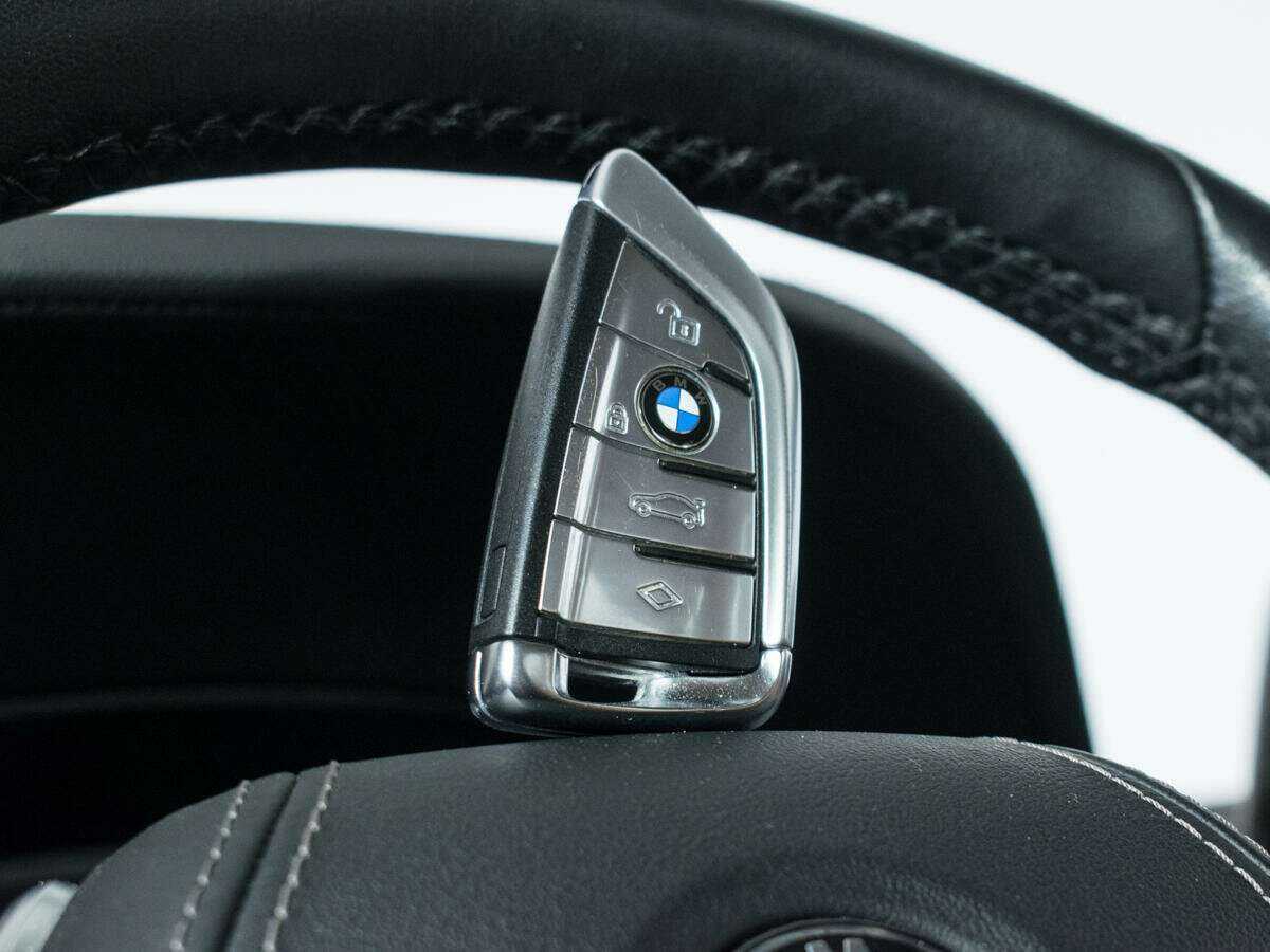 BMW 5 серии 2018 года с пробегом. Фото: #18