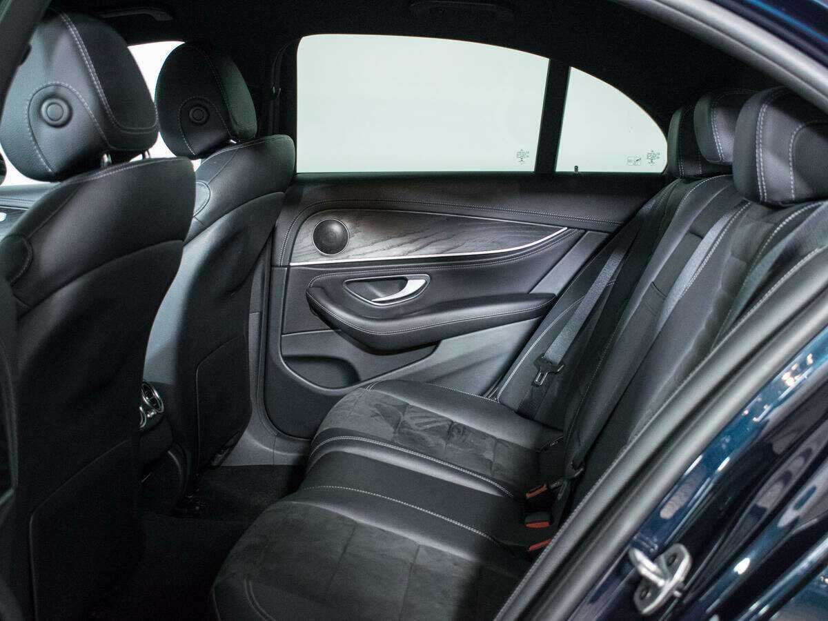 Mercedes-Benz E-Класс 2018 года с пробегом. Фото: #9