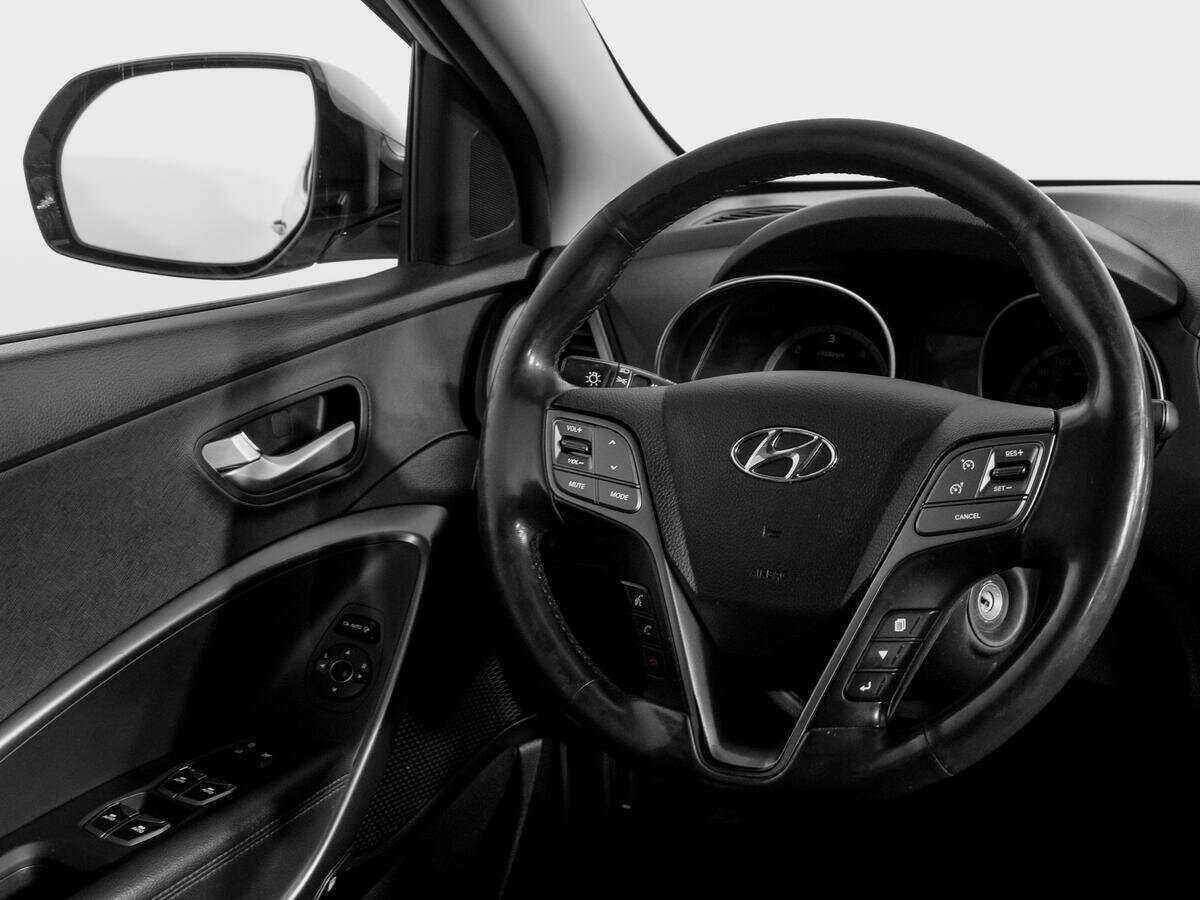 Hyundai Santa Fe 2016 года с пробегом. Фото: #13