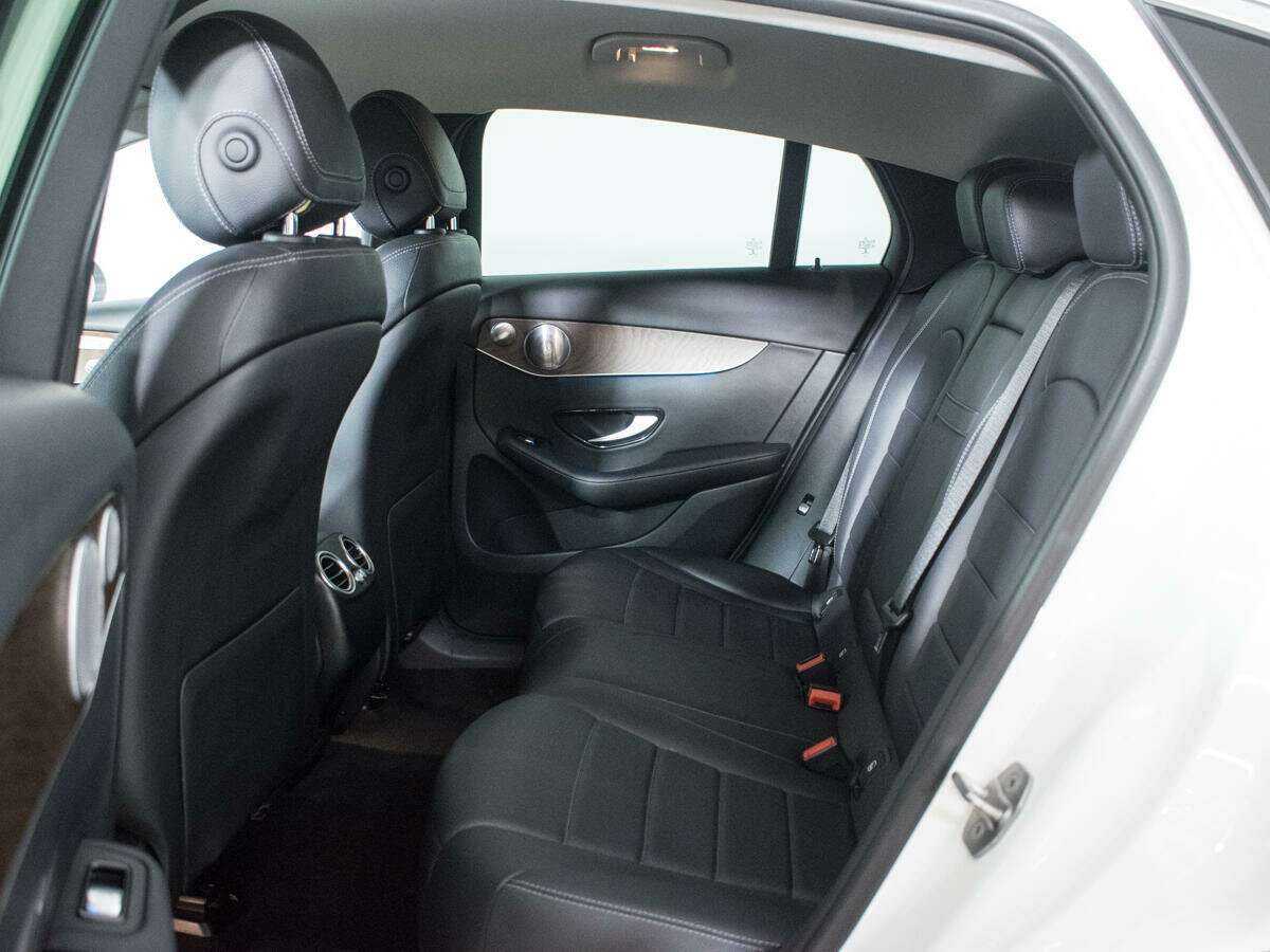 Mercedes-Benz GLC Coupe 2017 года с пробегом. Фото: #7