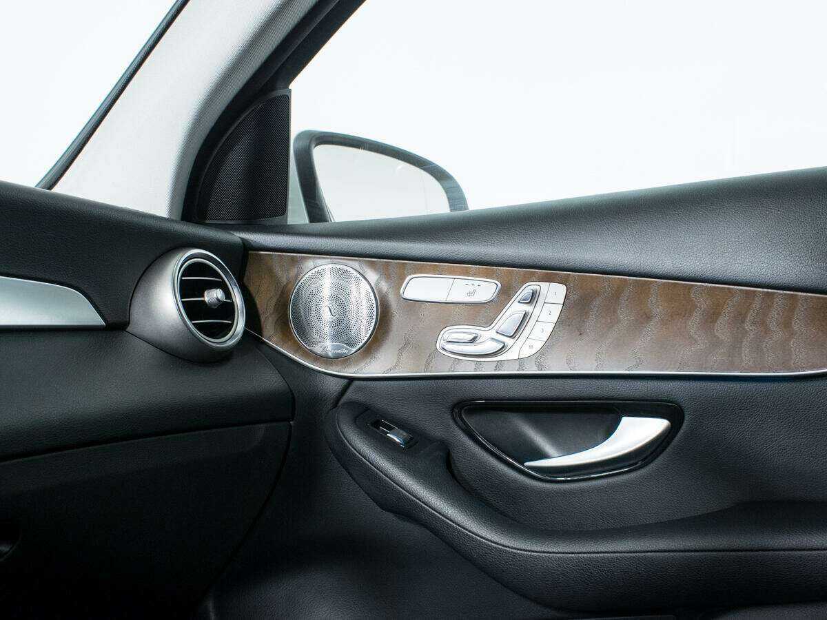 Mercedes-Benz GLC Coupe 2017 года с пробегом. Фото: #12