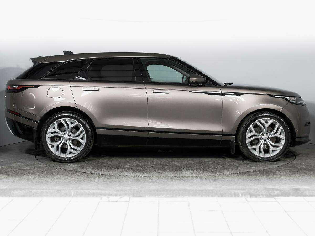 Land Rover Range Rover Velar 2017 года с пробегом. Фото: #3