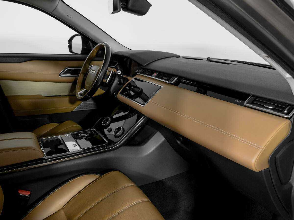 Land Rover Range Rover Velar 2017 года с пробегом. Фото: #8