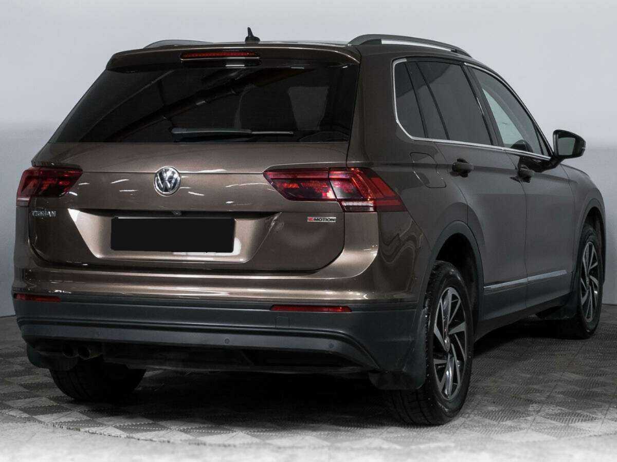 Volkswagen Tiguan 2018 года с пробегом. Фото: #4
