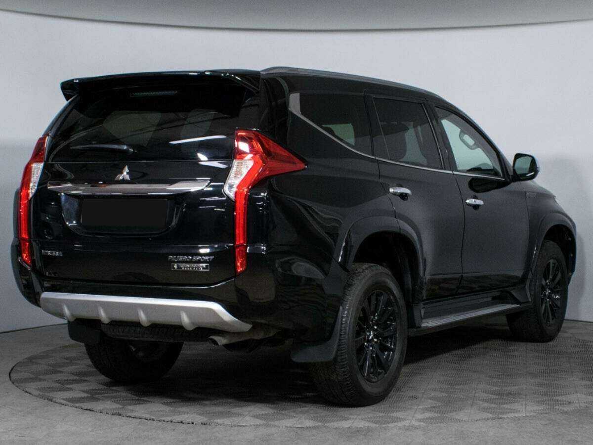 Mitsubishi Pajero Sport 2019 года с пробегом. Фото: #4