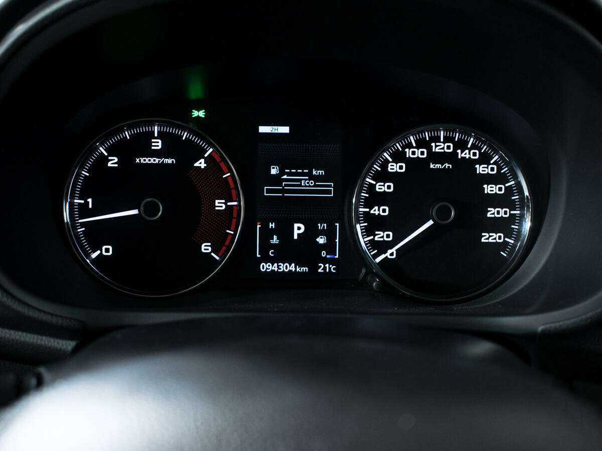 Mitsubishi Pajero Sport 2019 года с пробегом. Фото: #10