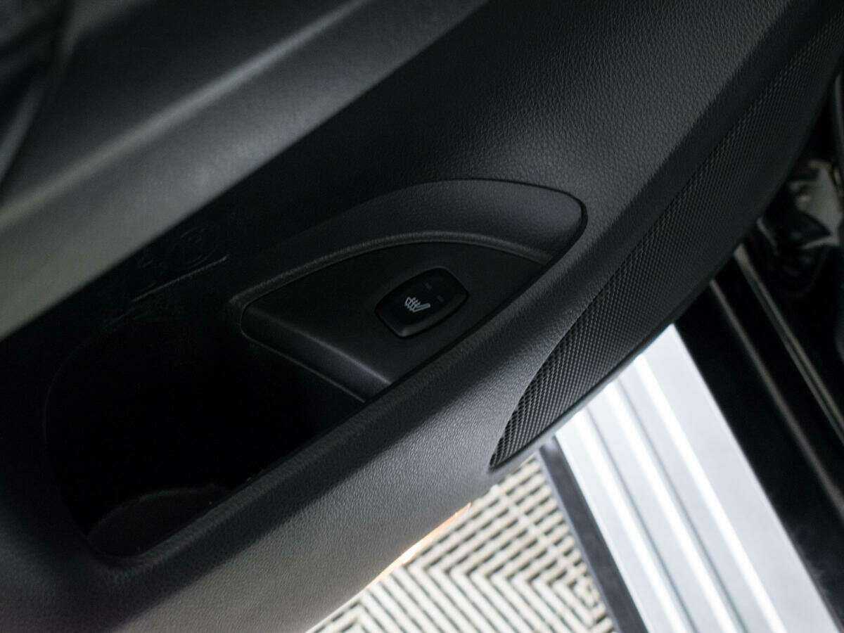 Mitsubishi Pajero Sport 2019 года с пробегом. Фото: #14