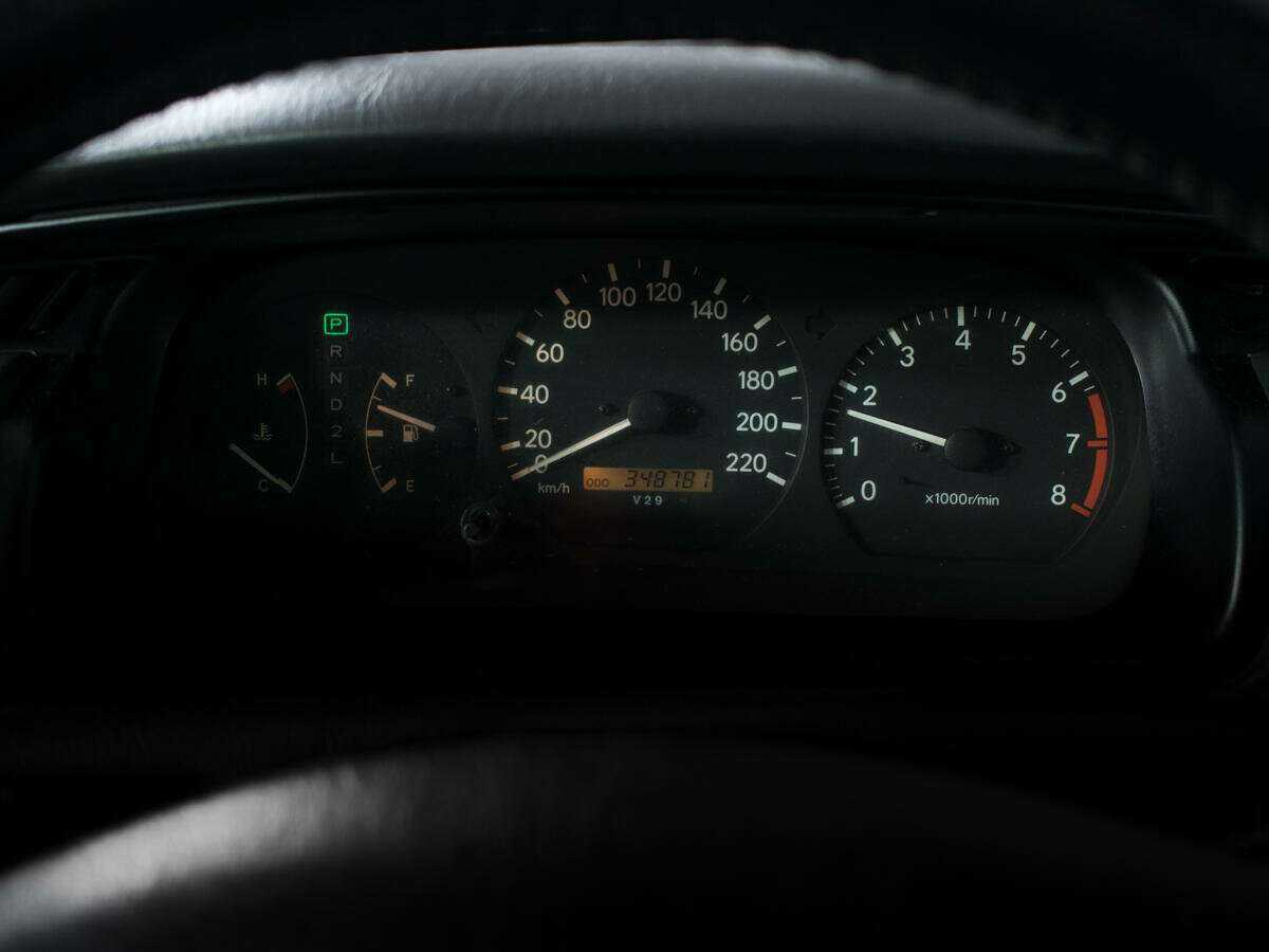 Toyota Camry 1998 года с пробегом. Фото: #8