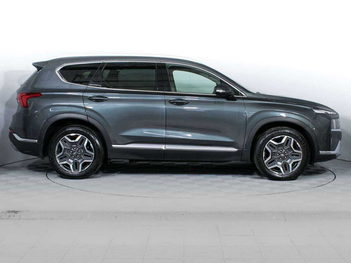 Hyundai Santa Fe 2021 года с пробегом. Фото: #3