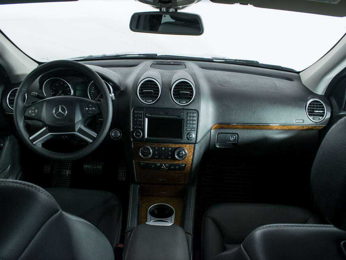 Mercedes-Benz GL-Класс 2009 года с пробегом. Фото: #9
