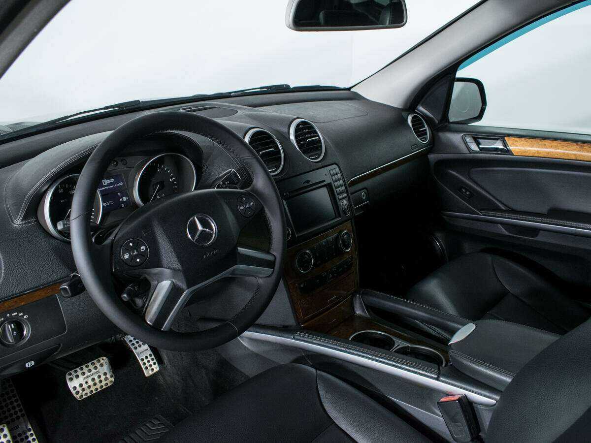 Mercedes-Benz GL-Класс 2009 года с пробегом. Фото: #10