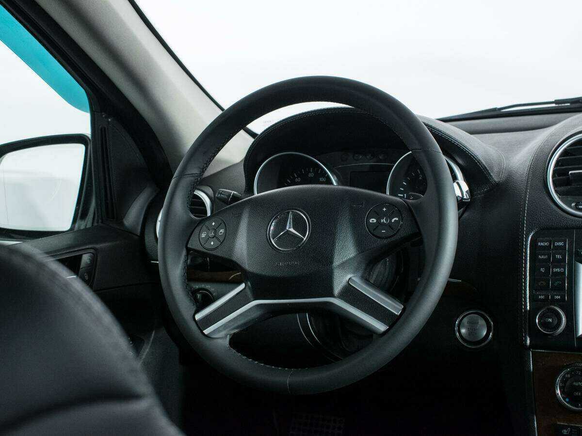 Mercedes-Benz GL-Класс 2009 года с пробегом. Фото: #11