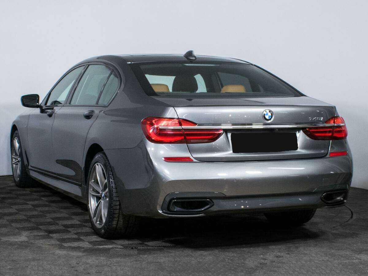 BMW 7 серии 2018 года с пробегом. Фото: #6