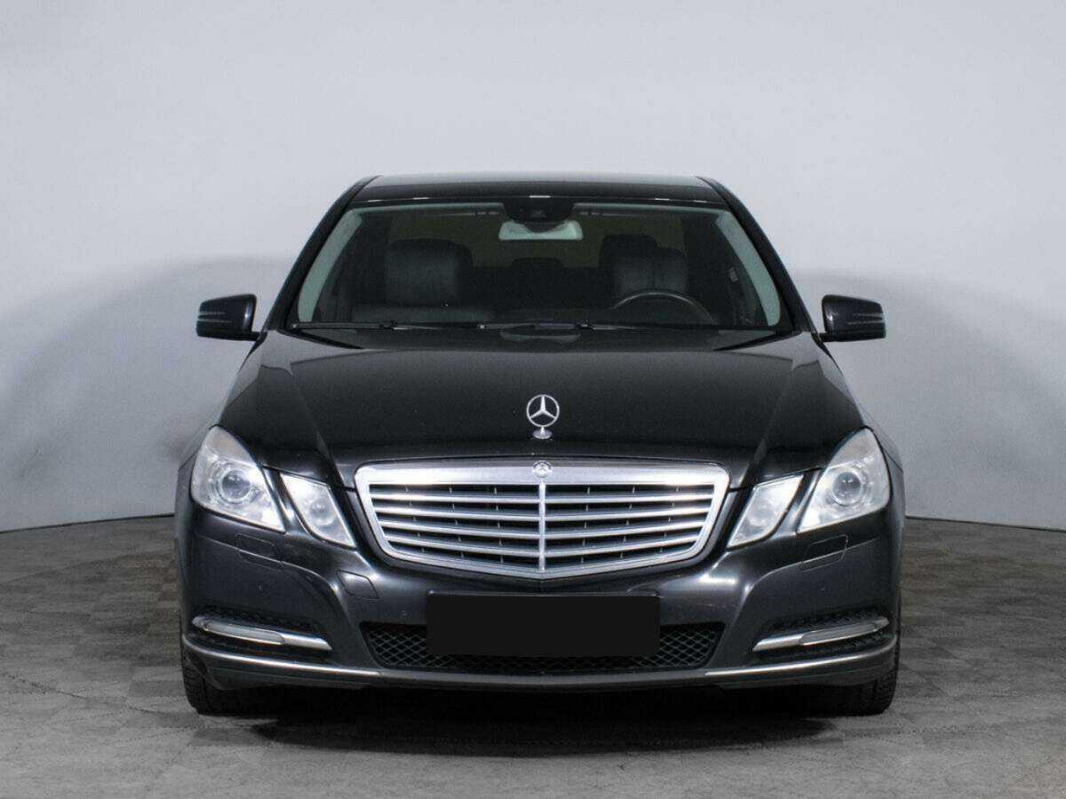 Mercedes-Benz E-Класс 2012 года с пробегом. Фото: #1