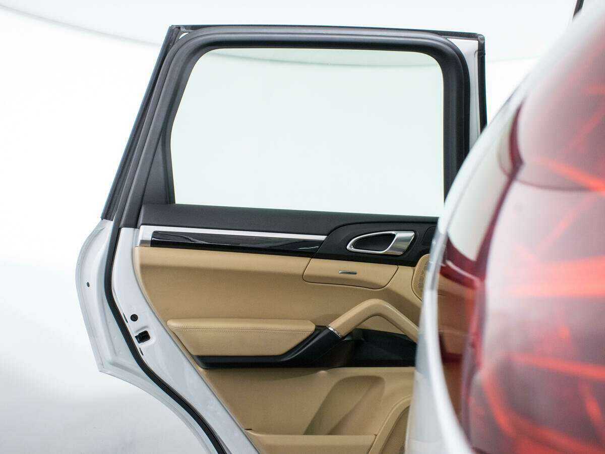 Porsche Cayenne 2014 года с пробегом. Фото: #19