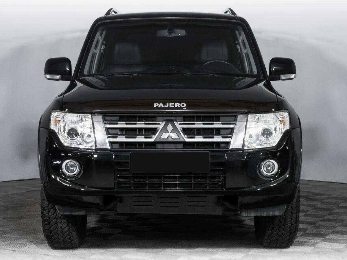 Mitsubishi Pajero 2011 года с пробегом. Фото: #1