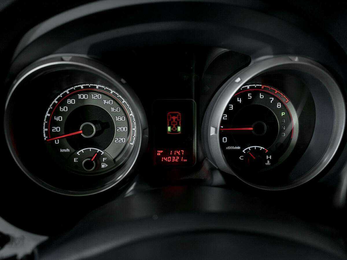 Mitsubishi Pajero 2011 года с пробегом. Фото: #10