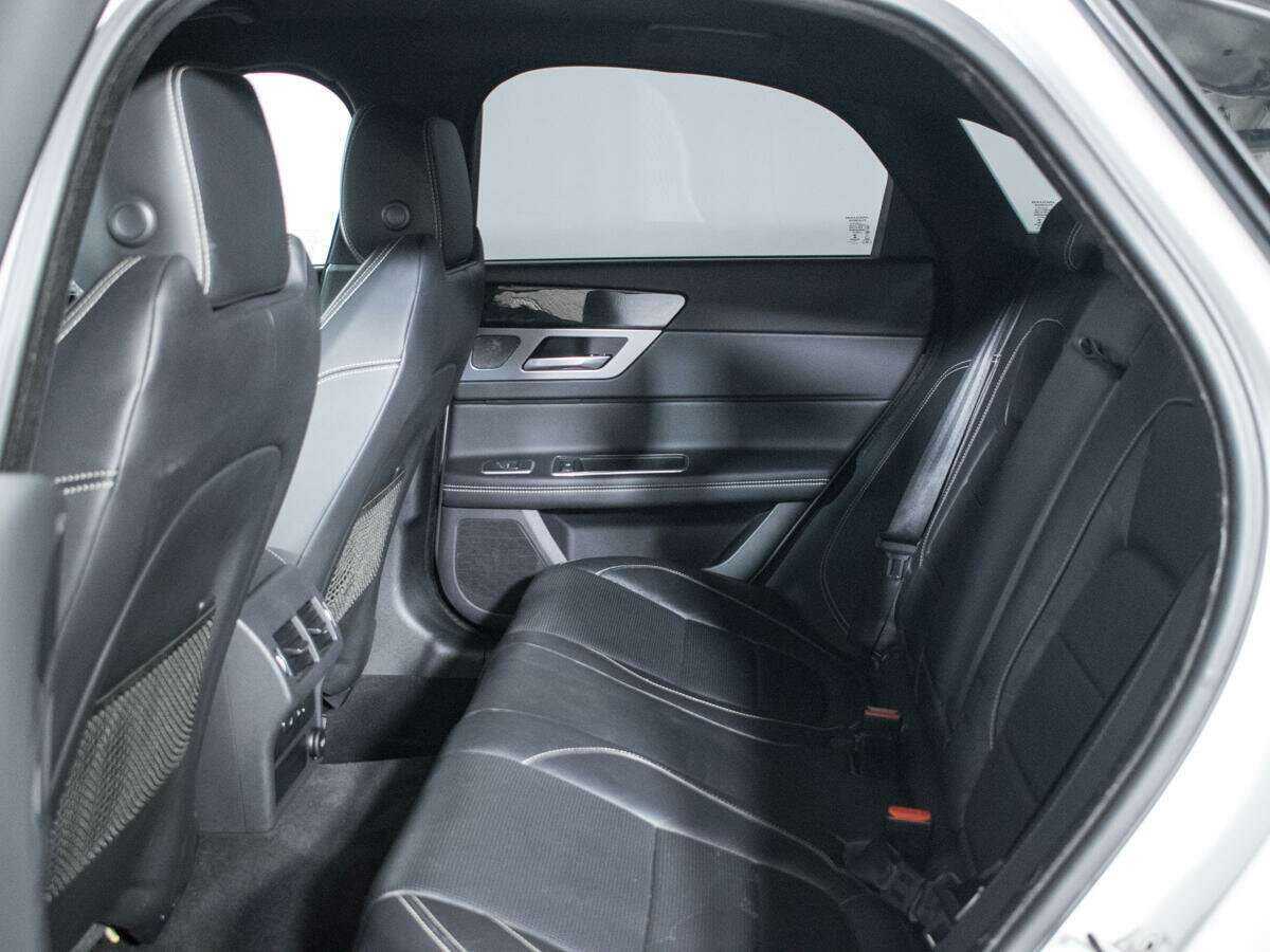 Jaguar XF 2016 года с пробегом. Фото: #9