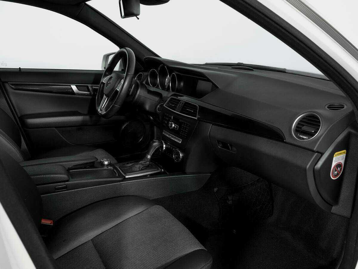 Mercedes-Benz C-Класс 2011 года с пробегом. Фото: #8