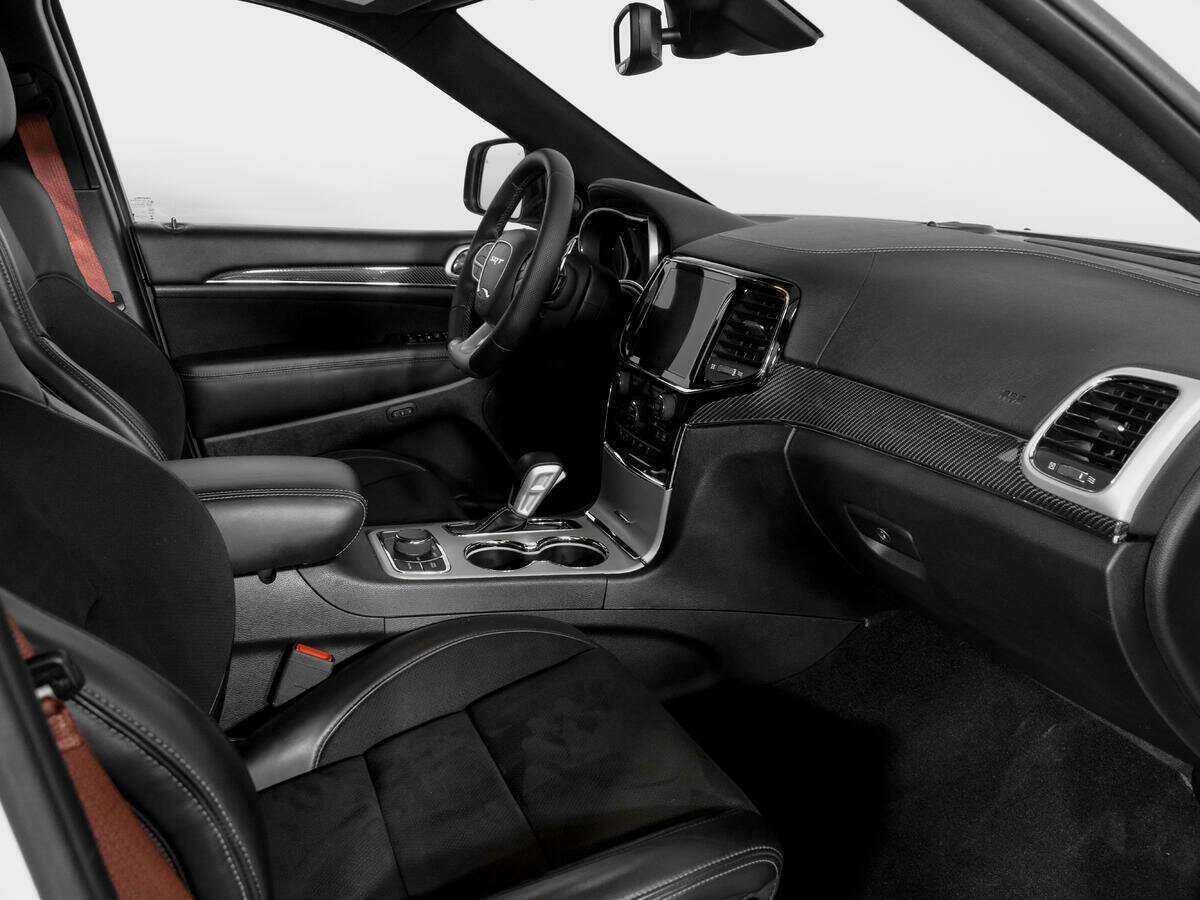 Jeep Grand Cherokee 2020 года с пробегом. Фото: #8