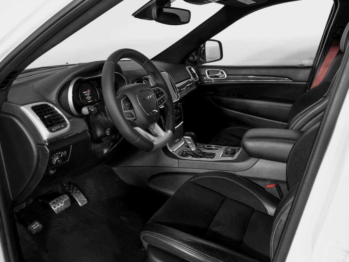 Jeep Grand Cherokee 2020 года с пробегом. Фото: #15