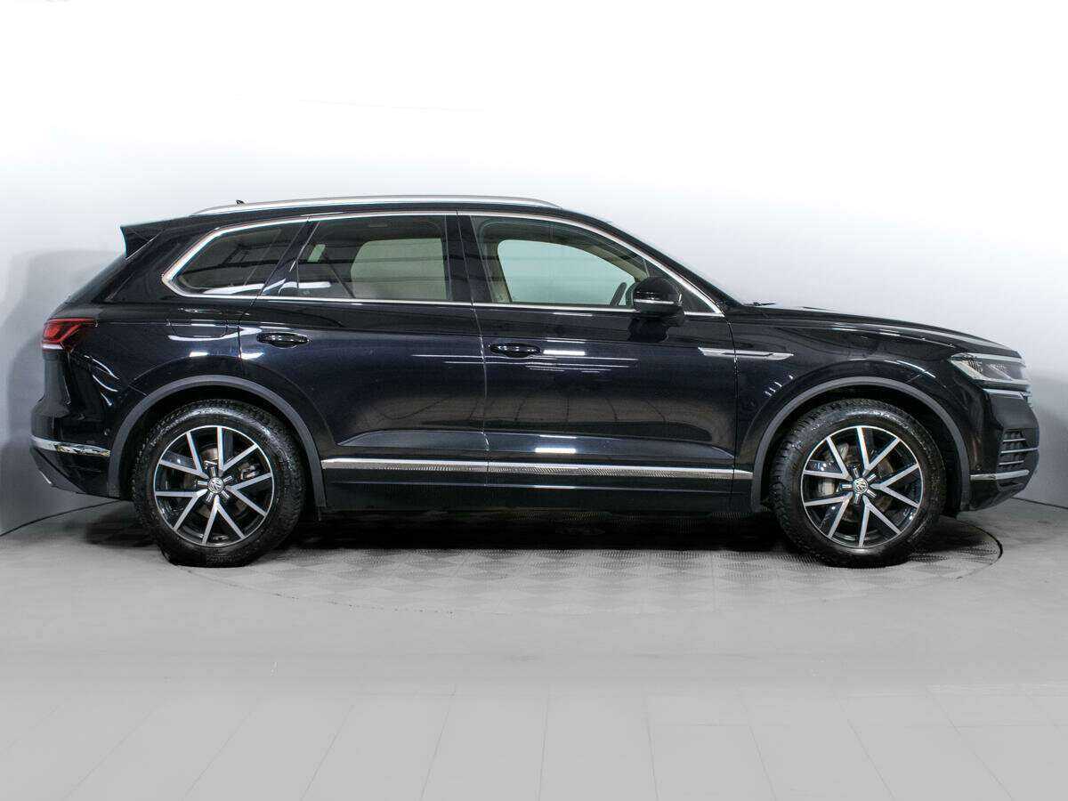 Volkswagen Touareg 2020 года с пробегом. Фото: #3