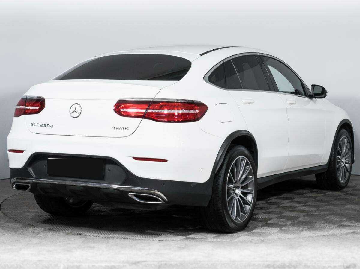 Mercedes-Benz GLC Coupe 2018 года с пробегом. Фото: #4