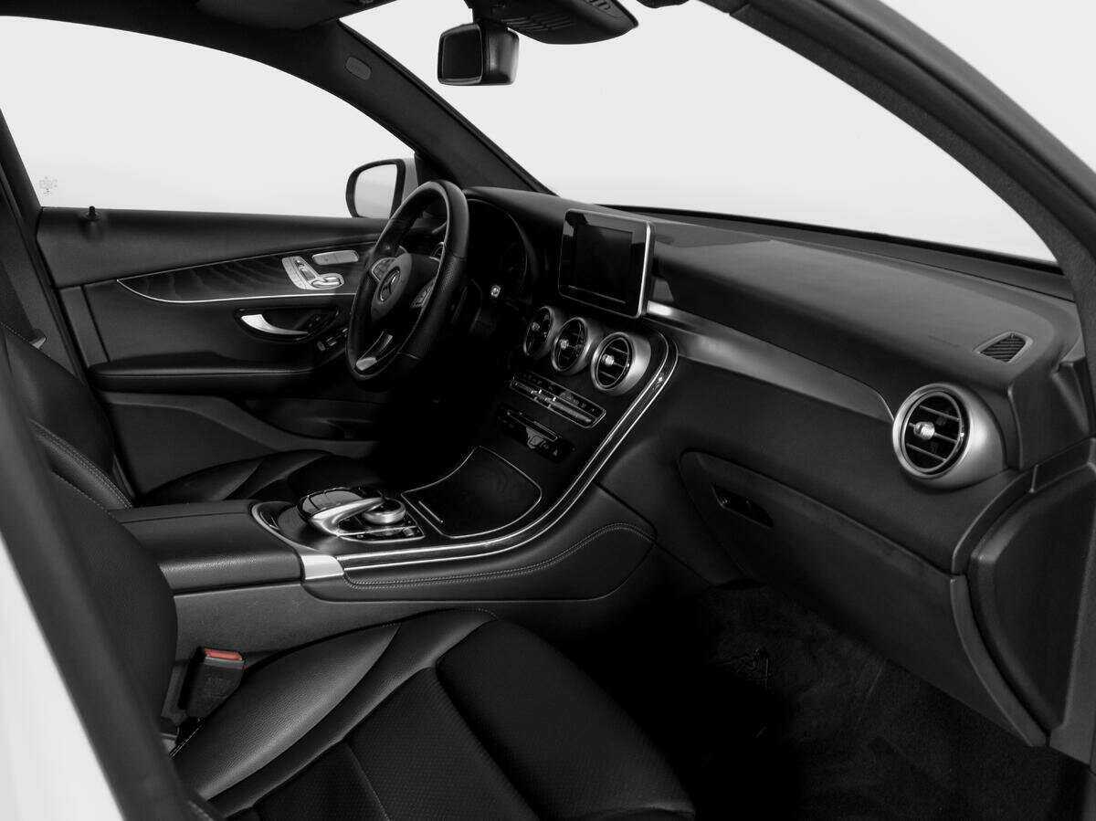 Mercedes-Benz GLC Coupe 2018 года с пробегом. Фото: #8