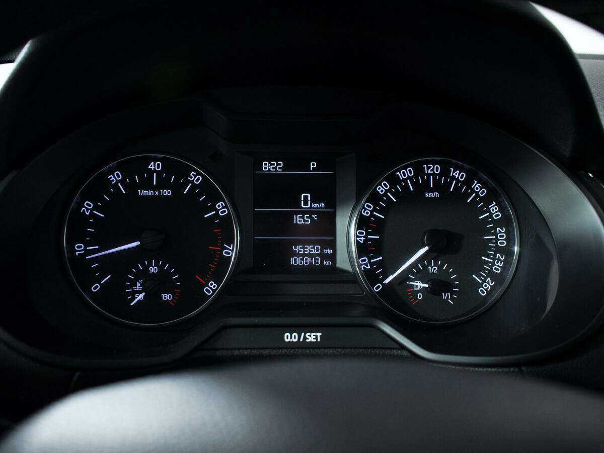 Б/У Шкода Октавия 2013 года. Фото: #10