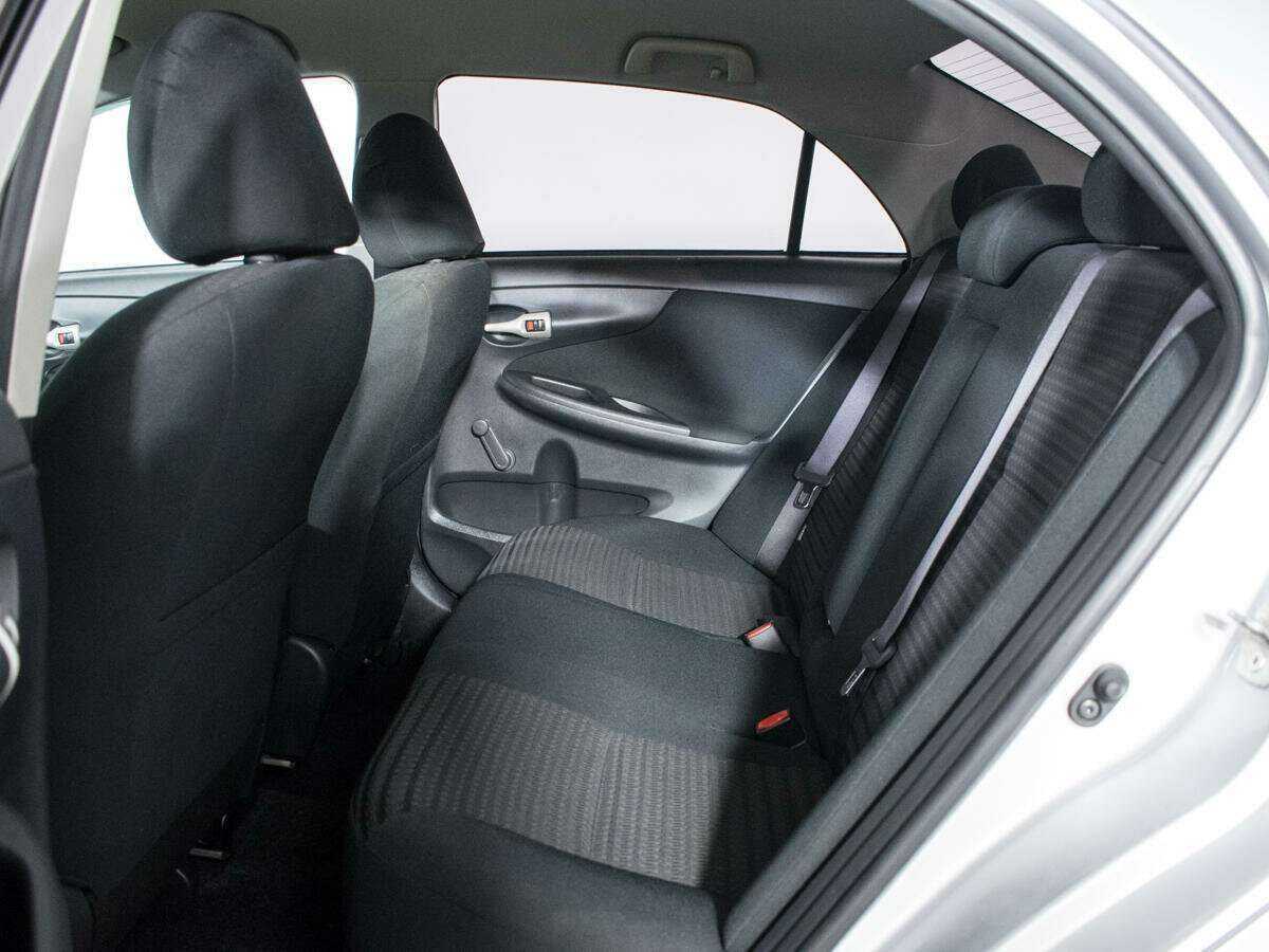 Toyota Corolla 2006 года с пробегом. Фото: #9